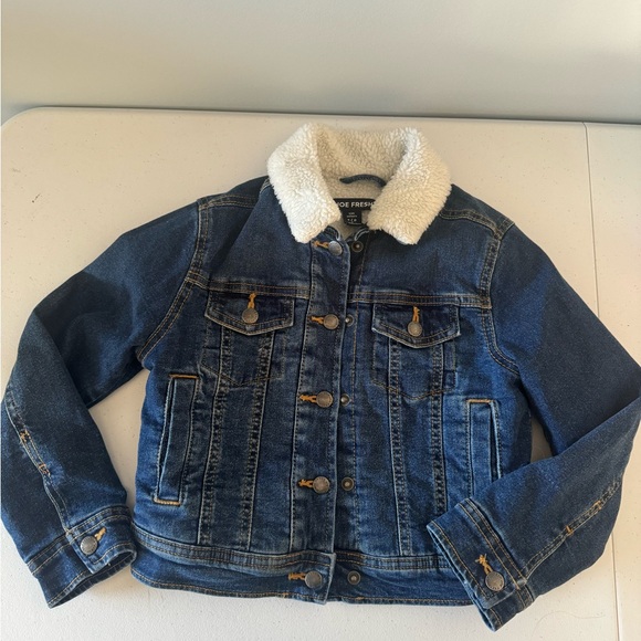 Kids Joe Fresh size 6 Fuzzy Jean Jacket - Picture 1 of 5
